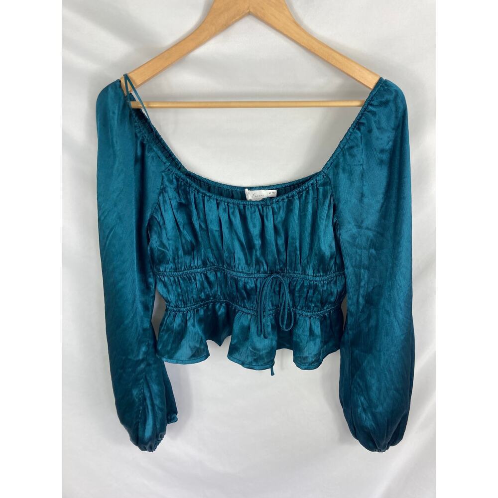 All in Favor Blue Ruched Off Shoulder Cropped Top Size Medium